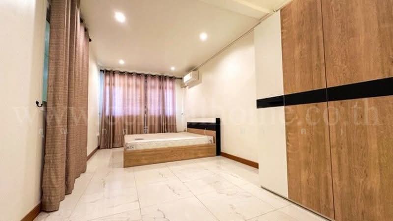 บางกะปิ - กรุงเทพมหานคร, Bangkok, รามคำแหง, Hua Mak, Bang Kapi, Bangkok, 4 Bedrooms, 210 sqm, Townhouse For Sale, by คุณ กฤติน ( มาร์ค ), 500398867 - DDproperty.com
