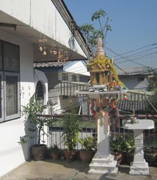 บ้านแฝด ซอย สันติคาม 2, Samut Prakan, Samrong Nua, Muang Samut Prakarn, Samut Prakan, 3 Bedrooms, 130 sqm, Semi-Detached House (Twin House) For Sale, by NR AGENT, 500398886 - DDproperty.com