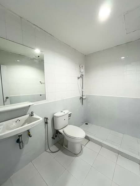 รามอินทรา 34 แยก 10, Bangkok, Tha Rang, Bang Khen, Bangkok, 4 Bedrooms, 200 sqm, Townhouse For Rent, by Airada Parasarn, 500398910 - DDproperty.com