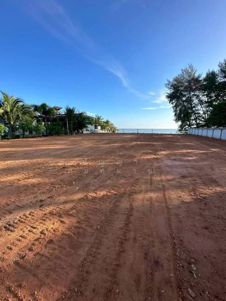Prime Beachfront Land | Filled, Fenced & Ready to Build | Surat Thani, Surat Thani, 4223, Ta Krop, Chaiya, Surat Thani, , 1,992 sqm, Land For Sale, by ปัญญา สมหมาย, 500398930 - DDproperty.com