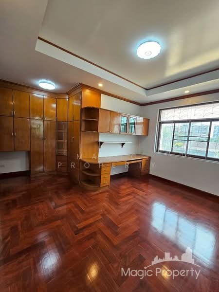 Single House For Rent in Soi Lat Phrao 93, Bangkok, ลาดพร้าว 93, Khlong Chaokhun Sing, Wang Thonglang, Bangkok, 7 Bedrooms, 800 sqm, Single Detached House For Rent, by Magic Property, 500398940 - DDproperty.com