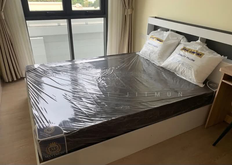 Regal Sathon-Naradhiwas, Bangkok, Naradhiwas Rajanagarindra Road, Thung Maha Mek, Sathon, Bangkok, 1 Bedroom, 35 sqm, Condo For Rent, by Jutarat Jitmun, 500398970 - DDproperty.com