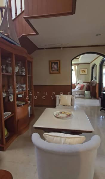 The Royal Golf & Country Club Lat Krabang, Bangkok, Thab Yao, Lat Krabang, Bangkok, 5 Bedrooms, 480 sqm, Single Detached House For Sale, by Jatuporn Amonsin, 500398978 - DDproperty.com