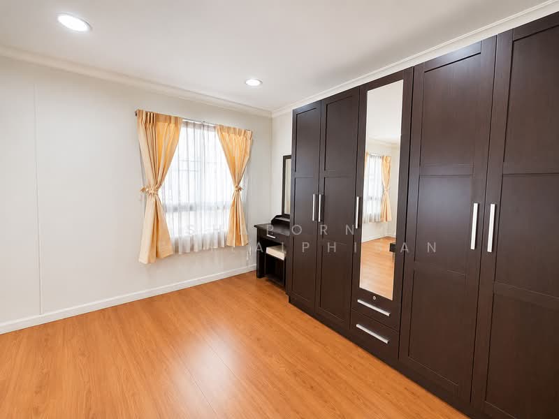 Lumpini Suite Sukhumvit 41 : ลุมพินี สวีท สุขุมวิท 41, กรุงเทพ, ซอยสุขุมวิท 41, คลองตันเหนือ, วัฒนา, กรุงเทพ, 75 ตร.ม., คอนโด ให้เช่า, โดย Shaporn Supvilaiphisan, 500398995 - DDproperty.com
