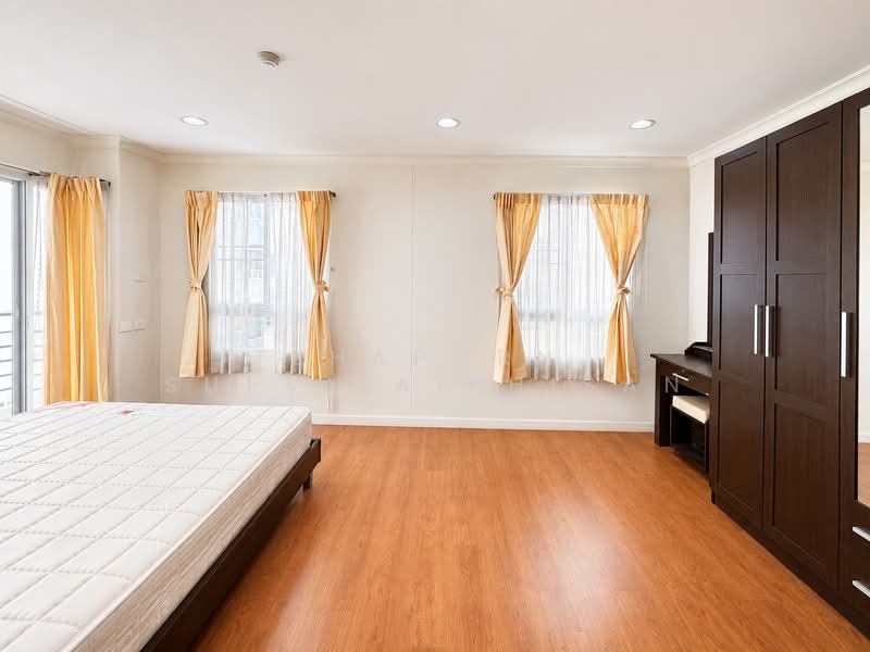 Lumpini Suite Sukhumvit 41 : ลุมพินี สวีท สุขุมวิท 41, กรุงเทพ, ซอยสุขุมวิท 41, คลองตันเหนือ, วัฒนา, กรุงเทพ, 75 ตร.ม., คอนโด ให้เช่า, โดย Shaporn Supvilaiphisan, 500398995 - DDproperty.com