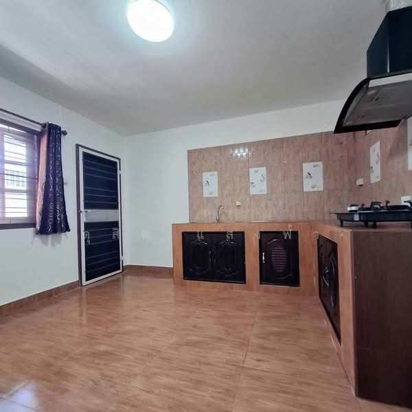 ให้เช่าทาวน์โฮม ม.งามเจริญ15 หนองปลาไหล บางละมุง, Chon Buri (Pattaya), Nong Pla Lai, Bang Lamung (Pattaya), Chon Buri (Pattaya), 2 Bedrooms, 65 sqm, Townhouse For Rent, by Dusit Saengfa, 500399006 - DDproperty.com