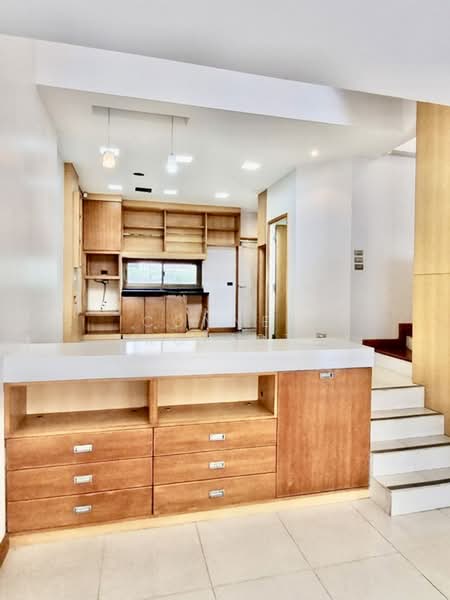 Baan Klang Muang Ratchada-Mengjai 1, Bangkok, 522 50-151 Saha Kan Pramun Alley, Wang Thonglang, Bangkok, 3 Bedrooms, 145 sqm, Single Detached House For Sale, by Connex Property, 500399007 - DDproperty.com
