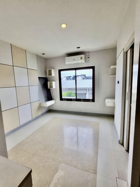 Baan Klang Muang Ratchada-Mengjai 1, Bangkok, 522 50-151 Saha Kan Pramun Alley, Wang Thonglang, Bangkok, 3 Bedrooms, 145 sqm, Single Detached House For Sale, by Connex Property, 500399007 - DDproperty.com