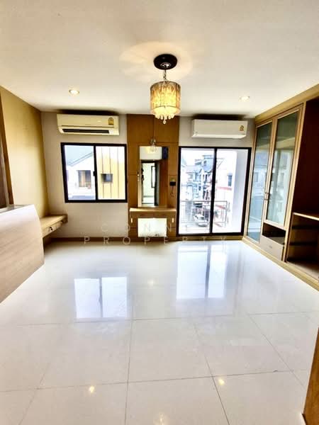 Baan Klang Muang Ratchada-Mengjai 1 : บ้านกลางเมือง รัชดา-เหม่งจ๋าย 1, กรุงเทพ, 522 50-151 ซอยสหกรณ์การเกษตร, วังทองหลาง, กรุงเทพ, 145 ตร.ม., บ้านเดี่ยว ขาย, โดย Connex Property, 500399007 - DDproperty.com