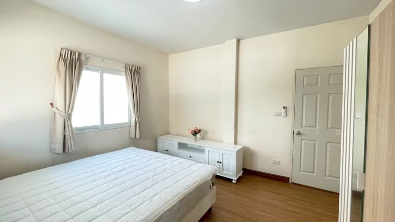 Baan Suan Racha Kaset – Nawamin, Bangkok, Soi Ram Inthra 14, Ram Inthra Road, Chorake Bua, Lat Phrao, Bangkok, 4 Bedrooms, 160 sqm, Single Detached House For Sale, by ปุณณภา นารานนทชัย, 500399035 - DDproperty.com