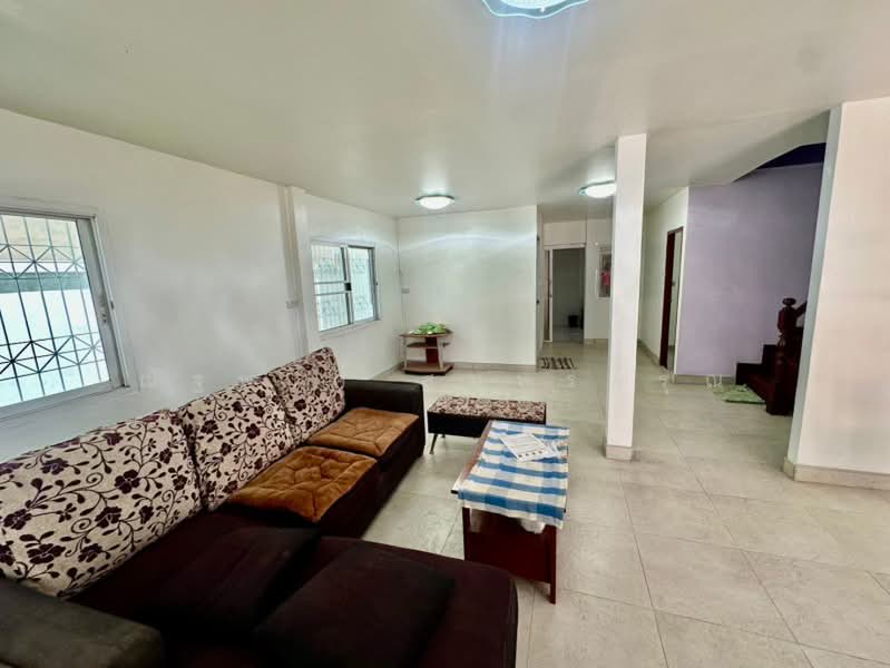 Baan Pruksa 40 Rangsit Klong 3 : บ้านพฤกษา 40 รังสิต คลอง 3, ปทุมธานี, ซอย หมู่บ้านบาธานี, คลองสาม, คลองหลวง, ปทุมธานี, 224 ตร.ม., ทาวน์เฮ้าส์ ให้เช่า, โดย ณัฐพงศ์ สุนทรอรุณ, 500399103 - DDproperty.com