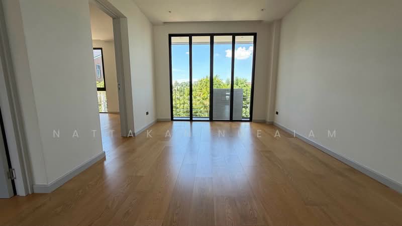 Feel Town Lat Phrao 101, Bangkok, ลาดพร้าว, Khlong Chaokhun Sing, Wang Thonglang, Bangkok, 4 Bedrooms, 270 sqm, Single Detached House For Sale, by Nattakan nueaiam, 500399106 - DDproperty.com