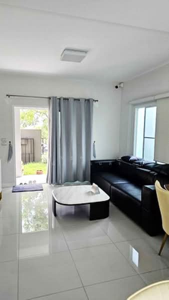 Mantana Motorway-New Krungthepkreetha, Bangkok, Phatthana Chonnabot 4 Road, Khlong Song Ton Nun, Lat Krabang, Bangkok, 3 Bedrooms, 165 sqm, Single Detached House For Rent, by นัฐพงค์ มณีอัครเนตร, 500399127 - DDproperty.com