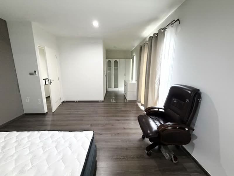 Mantana Motorway-New Krungthepkreetha, Bangkok, Phatthana Chonnabot 4 Road, Khlong Song Ton Nun, Lat Krabang, Bangkok, 3 Bedrooms, 165 sqm, Single Detached House For Rent, by นัฐพงค์ มณีอัครเนตร, 500399127 - DDproperty.com