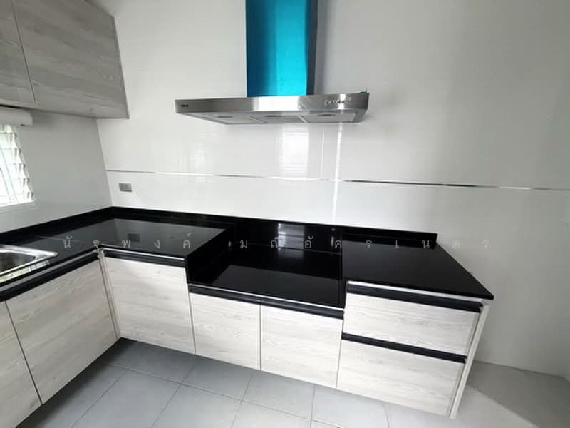 Mantana Motorway-New Krungthepkreetha, Bangkok, Phatthana Chonnabot 4 Road, Khlong Song Ton Nun, Lat Krabang, Bangkok, 3 Bedrooms, 165 sqm, Single Detached House For Rent, by นัฐพงค์ มณีอัครเนตร, 500399127 - DDproperty.com