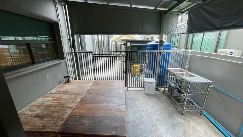 Setthasiri Wongwaen-Chatuchot, Bangkok, 1353 Sam Wa Tawan Tok, Sam Wa Tawan Tok, Khlong Sam Wa, Bangkok, 4 Bedrooms, 340 sqm, Single Detached House For Rent, by Forty-Six Real Estate Group, 500399129 - DDproperty.com