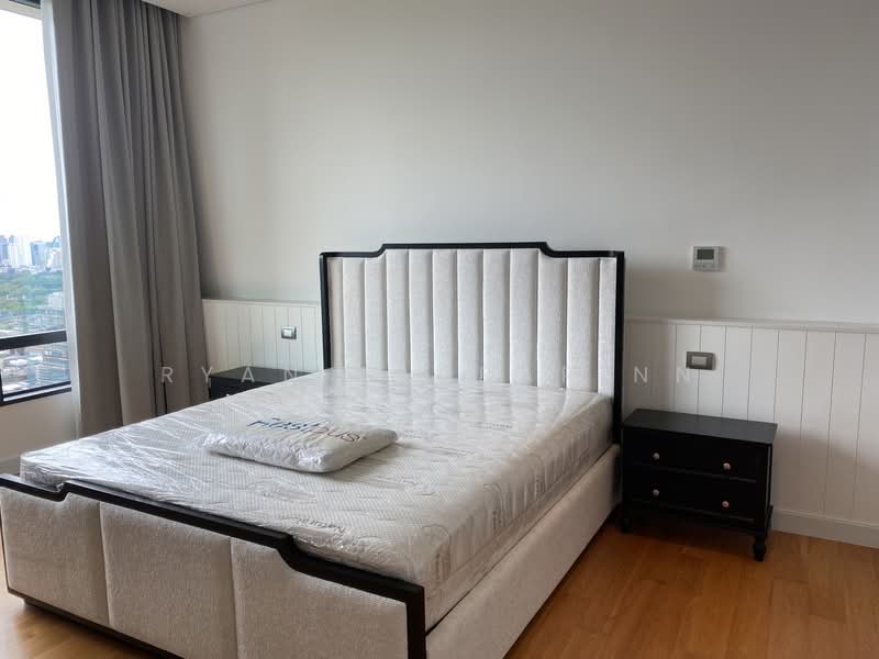 Sindhorn Residence, Bangkok, 54 Soi Ton Son, Lumphini, Pathum Wan, Bangkok, 3 Bedrooms, 148 sqm, Condo For Rent, by Ryan Tarrarinn, 500399143 - DDproperty.com