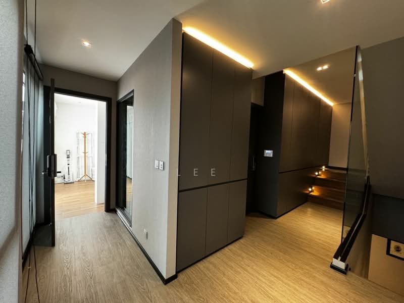 กรุงเทพมหานคร, Bangkok, Bang Kapi, Huai Khwang, Bangkok, 3 Bedrooms, 315 sqm, Single Detached House For Sale, by Lee, 500399220 - DDproperty.com