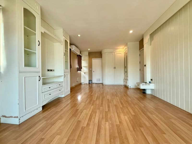 The Gallery Pinklao Sai 4, Nakhon Pathom, Phutthamonthon Sai 4 Road, Krathum Lom, Sam Phran, Nakhon Pathom, 3 Bedrooms, 248 sqm, Single Detached House For Sale, by The Best Property ปีใหม่, 500399245 - DDproperty.com