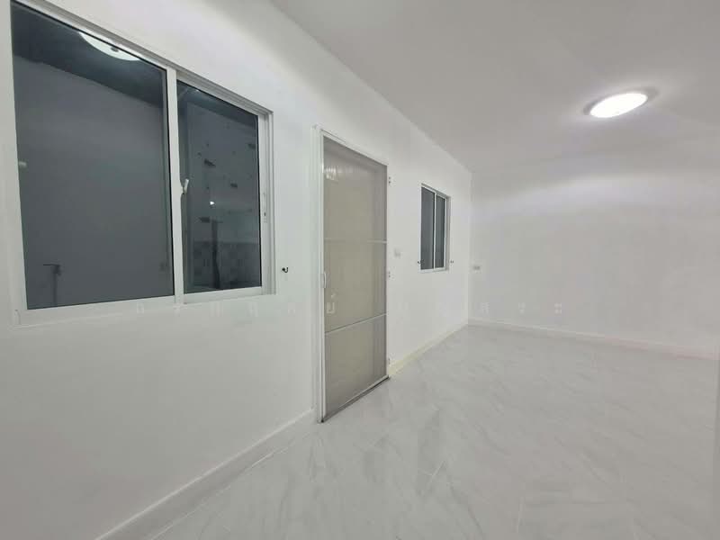 ไลโอ นอฟ วงแหวน-ปิ่นเกล้า, Nonthaburi, ซอยพระนอน, Bang Mae Nang, Bang Yai, Nonthaburi, 3 Bedrooms, 110 sqm, Townhouse For Sale, by กรกฤตย์ บุญสระ, 500399250 - DDproperty.com