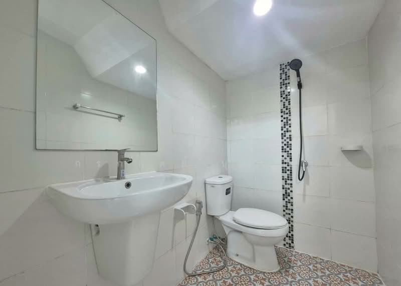 ไลโอ นอฟ วงแหวน-ปิ่นเกล้า, Nonthaburi, ซอยพระนอน, Bang Mae Nang, Bang Yai, Nonthaburi, 3 Bedrooms, 110 sqm, Townhouse For Sale, by กรกฤตย์ บุญสระ, 500399250 - DDproperty.com
