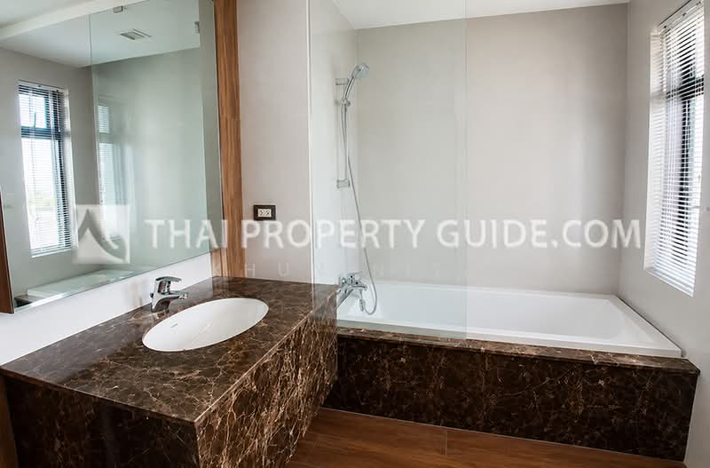 Nichada Thani, Nonthaburi, Soi Prasert Islam, Bang Talat, Pak Kret, Nonthaburi, 4 Bedrooms, 420 sqm, Condo For Rent, by Khun Nita, 500399252 - DDproperty.com