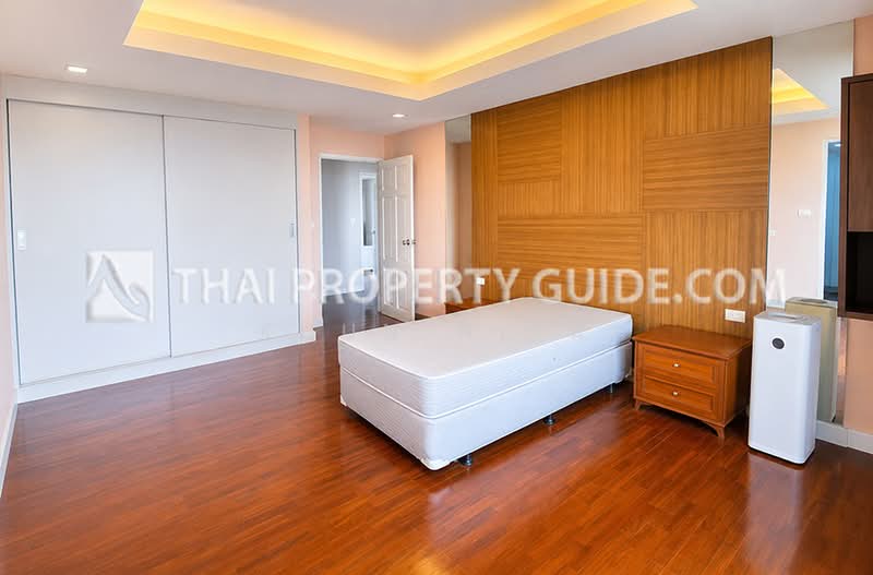 Nichada Thani, Nonthaburi, Soi Prasert Islam, Bang Talat, Pak Kret, Nonthaburi, 4 Bedrooms, 420 sqm, Condo For Rent, by Khun Nita, 500399252 - DDproperty.com