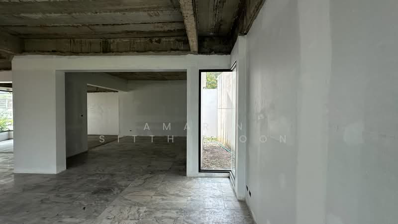 The Noble Ekkamai 22, Bangkok, Khlong Tan Nua, Watthana, Bangkok, 5 Bedrooms, 600 sqm, Single Detached House For Sale, by Amarin Sitthidhoon, 500399258 - DDproperty.com