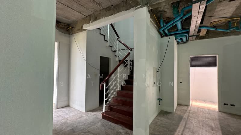 The Noble Ekkamai 22, Bangkok, Khlong Tan Nua, Watthana, Bangkok, 5 Bedrooms, 600 sqm, Single Detached House For Sale, by Amarin Sitthidhoon, 500399258 - DDproperty.com