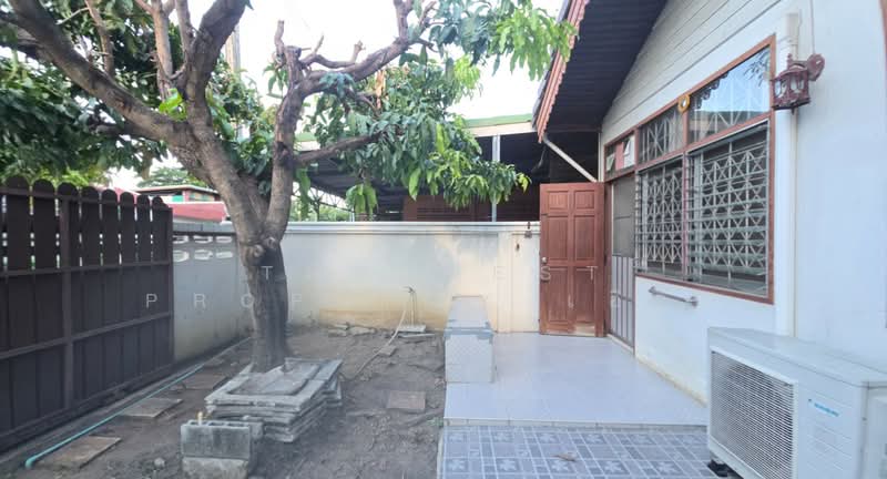 ปฐมเพชร นครปฐม, Nakhon Pathom, Huai Chorakhe, Muang Nakhon Pathom, Nakhon Pathom, 4 Bedrooms, 100 sqm, Townhouse For Sale, by The Best Property เอิร์น, 500399264 - DDproperty.com