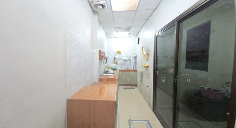 ปฐมเพชร นครปฐม, Nakhon Pathom, Huai Chorakhe, Muang Nakhon Pathom, Nakhon Pathom, 4 Bedrooms, 100 sqm, Townhouse For Sale, by The Best Property เอิร์น, 500399264 - DDproperty.com