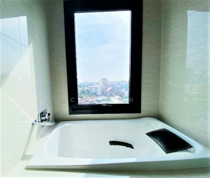 Maru Ekkamai 2, Bangkok, 70-5 Sukhumvit 63 Road, Phra Kanong Nua, Watthana, Bangkok, 2 Bedrooms, 54 sqm, Condo For Rent, by CS Poon, 500399272 - DDproperty.com