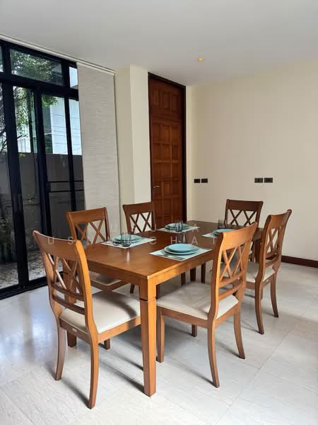 Pool Villa Sukhumvit24 walkable to Emquartier, กรุงเทพ, คลองตัน, คลองเตย, กรุงเทพ, 450 ตร.ม., บ้านเดี่ยว ให้เช่า, โดย Usuma Usumachat, 500399281 - DDproperty.com