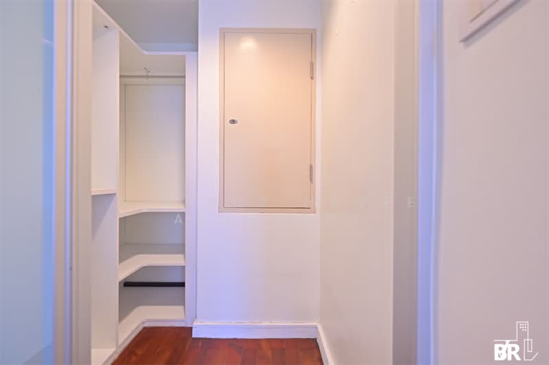 Wilshire Condominium, Bangkok, 80 Soi Sukhimvit 22, Khlong Toei, Bangkok, 2 Bedrooms, 132 sqm, Condo For Sale, by Sirirut Havee Akehurst, 500399292 - DDproperty.com