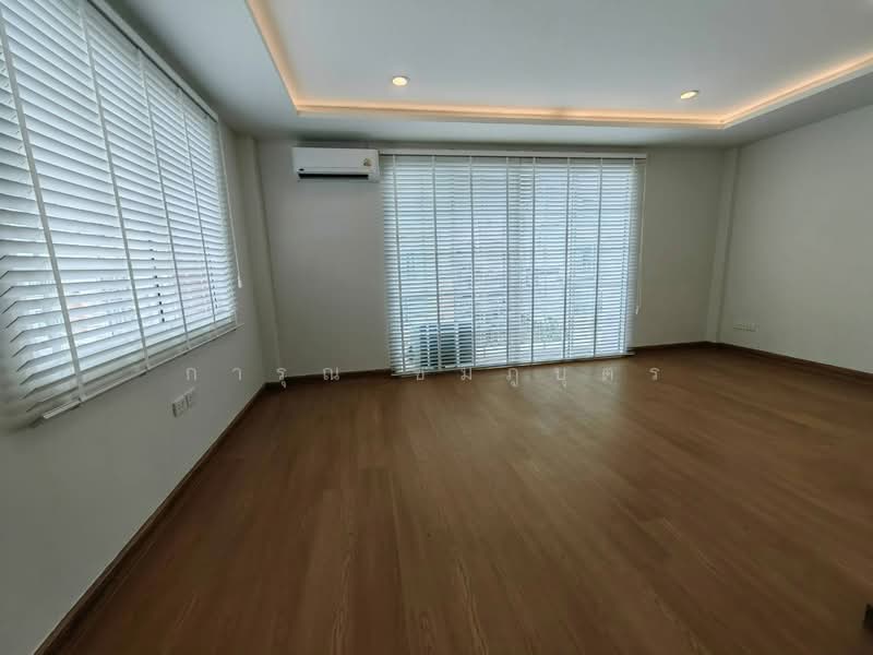 พลัส พาร์ค อเวนิว, Bangkok, ลาซาล, Bang Na Tai, Bang Na, Bangkok, 4 Bedrooms, 320 sqm, Townhouse For Rent, by การุณ ชมภูบุตร, 500399319 - DDproperty.com