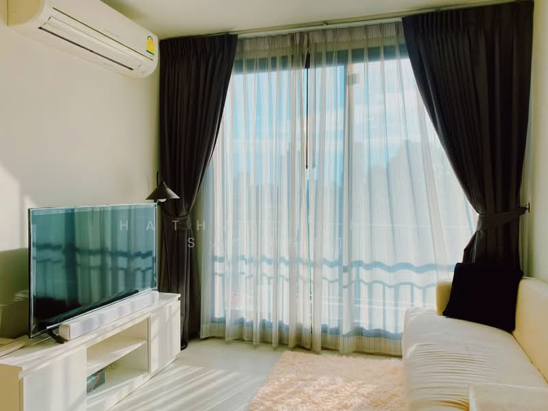 Rhythm Sukhumvit 42, Bangkok, Soi Sukhumvit 42, Sukhumvit Road, Phra Kanong, Khlong Toei, Bangkok, 1 Bedroom, 48 sqm, Condo For Rent, by Hathaichanok Saenset, 500399409 - DDproperty.com