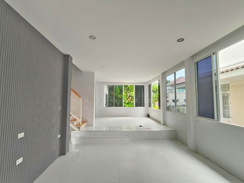 หมู่บ้านลลิลเดอะยัง เอ็กซ์คลูซีพ อ่อนนุช-สุวรรณภูมิ (Lalin The Young-Executive), Bangkok, Prawet, Bangkok, 3 Bedrooms, 150 sqm, Single Detached House For Sale, by The Best Property หมิว, 500399412 - DDproperty.com