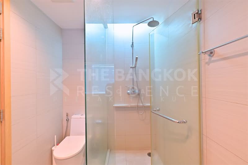 Siri At Sukhumvit, Bangkok, 902 Sukhumvit Road, Phra Kanong, Khlong Toei, Bangkok, 1 Bedroom, 52 sqm, Condo For Rent, by Nicha Peerakittikul, 500399415 - DDproperty.com