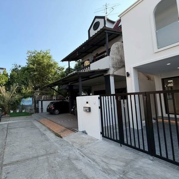 เมืองเพชรวิลเลจ 4 ซอย ทุ่งมังกร 10 ตลิ่งชัน, กรุงเทพ, ฉิมพลี, ตลิ่งชัน, กรุงเทพ, 142 ตร.ม., ทาวน์เฮ้าส์ ขาย, โดย AJHOMECENTER - คุณจ๋า, 500399448 - DDproperty.com