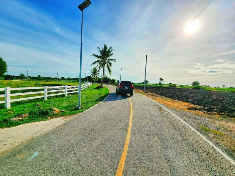 ที่ดินอู่ทอง สุพรรณบุรี, สุพรรณบุรี, บ้านโข้ง, อู่ทอง, สุพรรณบุรี, 648 ตร.ม., ที่ดิน ขาย, โดย The Best Property แอ้, 500399498 - DDproperty.com