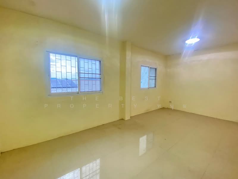 หมู่บ้านสิรินนท์ ชลบุรี, Chon Buri (Pattaya), Surasak, Si Racha, Chon Buri (Pattaya), 2 Bedrooms, 100 sqm, Semi-Detached House (Twin House) For Sale, by The Best Property หนุ่ม, 500399534 - DDproperty.com