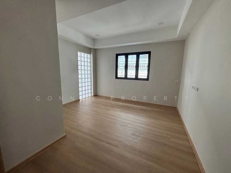Oak House Sukhumvit 101/1, Bangkok, , Bang Chak, Phra Khanong, Bangkok, 3 Bedrooms, 21 sqm, Townhouse For Rent, by Connex Property, 500399558 - DDproperty.com