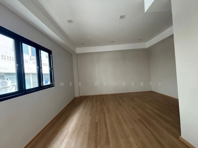 Oak House Sukhumvit 101/1, Bangkok, , Bang Chak, Phra Khanong, Bangkok, 3 Bedrooms, 21 sqm, Townhouse For Rent, by Connex Property, 500399558 - DDproperty.com
