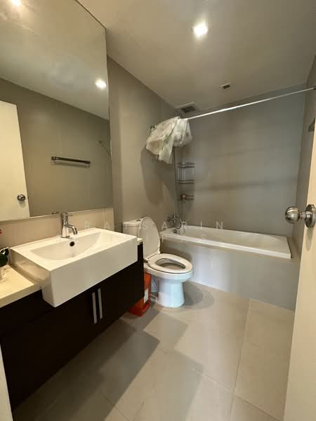 Noble Remix, Bangkok, 772 Soi Sukhumvit 36, Sukhumvit Road, Khong Tan, Khlong Toei, Bangkok, 2 Bedrooms, 80 sqm, Condo For Rent, by Ratsarin Sirinipaspong, 500399611 - DDproperty.com