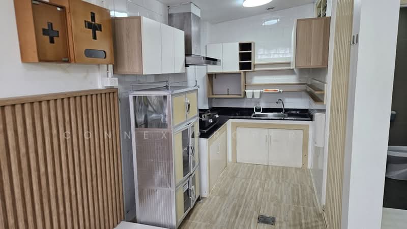 Two - Story townhome Soi Rewadee 60, Nonthaburi, เรวดี, Talat Kwan, Muang Nonthaburi, Nonthaburi, 3 Bedrooms, 110 sqm, Townhouse For Sale, by Connex Property, 500399671 - DDproperty.com