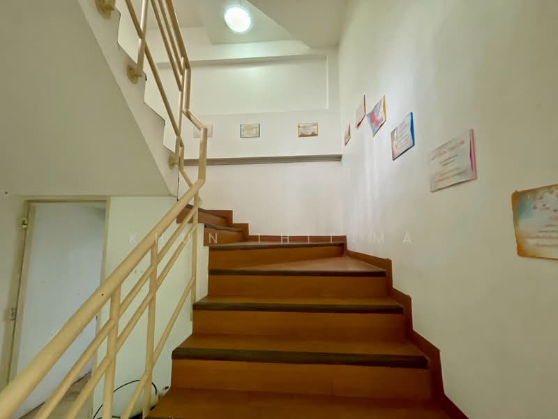 Visutthani Village, Bangkok, ลาดพร้าว101, Khlong Chan, Bang Kapi, Bangkok, , 600 sqm, Office Space For Sale, by Khun Thitima, 500399722 - DDproperty.com