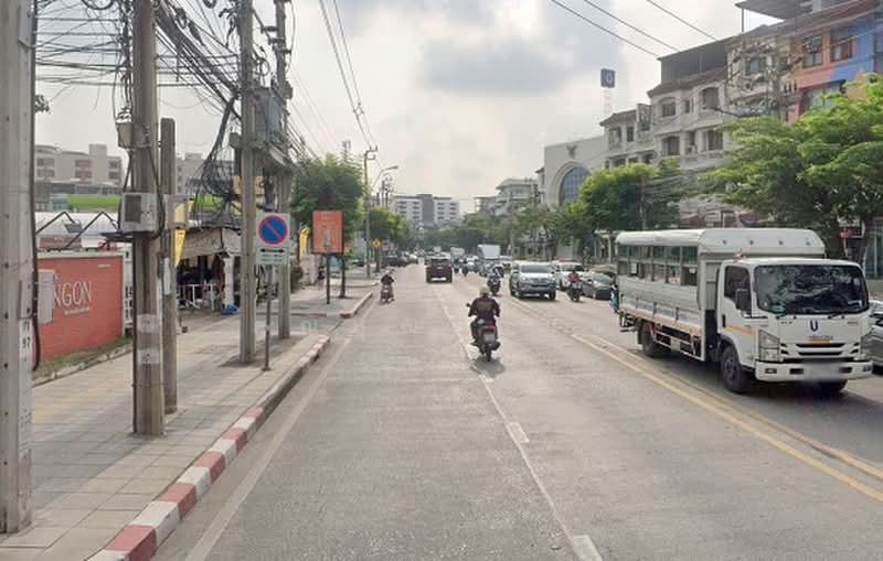 ขายบ้านเดี่ยวหรู พร้อมอยู่ ใกล้ BTS อ่อนนุช, Bangkok, สุขุมวิท85, Bang Chak, Phra Khanong, Bangkok, 5 Bedrooms, 700 sqm, Single Detached House For Sale, by คุณบุณยานุช, 500399728 - DDproperty.com