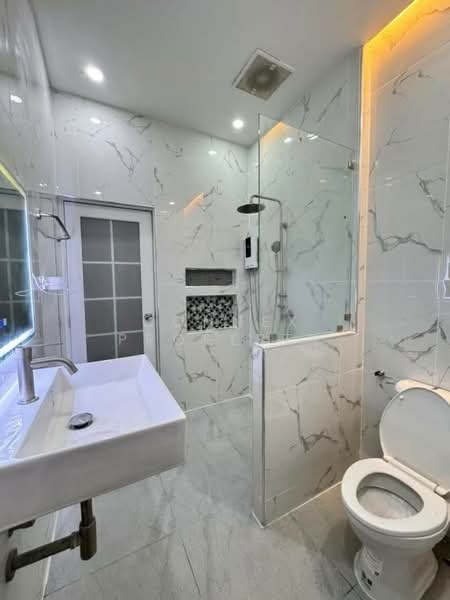 Rawiporn Place, Chon Buri (Pattaya), , Nong Pru, Bang Lamung (Pattaya), Chon Buri (Pattaya), 2 Bedrooms, 60 sqm, Townhouse For Sale, by Connex Property, 500399739 - DDproperty.com