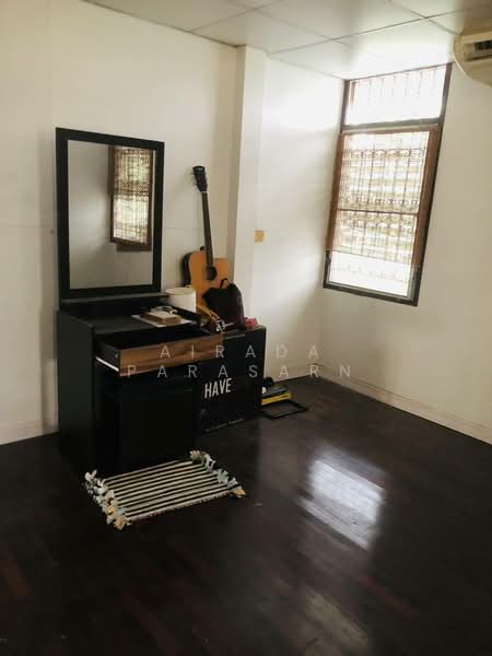 บ้านตราชูนิเวศ ซอยบรมราชชนนี 17, กรุงเทพ, อรุณอมรินทร์, บางกอกน้อย, กรุงเทพ, 200 ตร.ม., บ้านเดี่ยว ให้เช่า, โดย Airada Parasarn, 500399740 - DDproperty.com