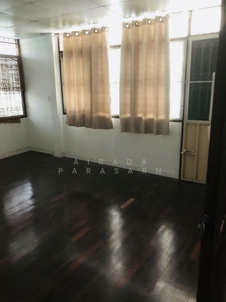Baan Trachu Niwet, Soi Borommaratchachonnani 17, Bangkok, Arun Amarin, Bangkok Noi, Bangkok, 3 Bedrooms, 200 sqm, Single Detached House For Rent, by Airada Parasarn, 500399740 - DDproperty.com